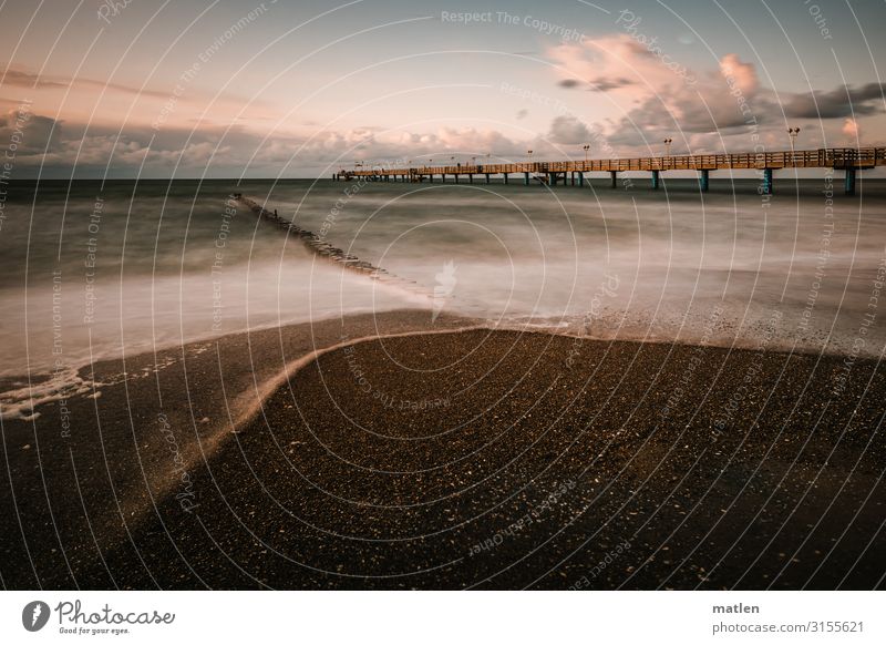 Seebrücke strand meer ostsee Himmel Menschenleer Horizont Langzeitbelichtung wolken sand buhnen brandung