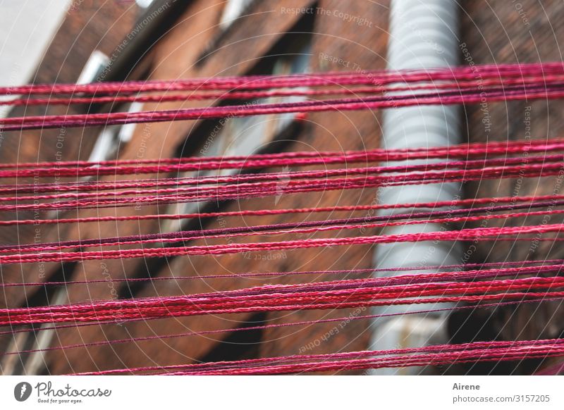 Schraffur Wolle weich | UT Hamburg Freizeit & Hobby Handarbeit Dekoration & Verzierung schlechtes Wetter Menschenleer Backsteinhaus Backsteinfassade Fassade