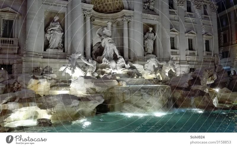 Fontana di Trevi II Stil Freude Glück Ferien & Urlaub & Reisen Tourismus Sightseeing Städtereise Künstler Kunstwerk Skulptur Rom Italien Hauptstadt Platz