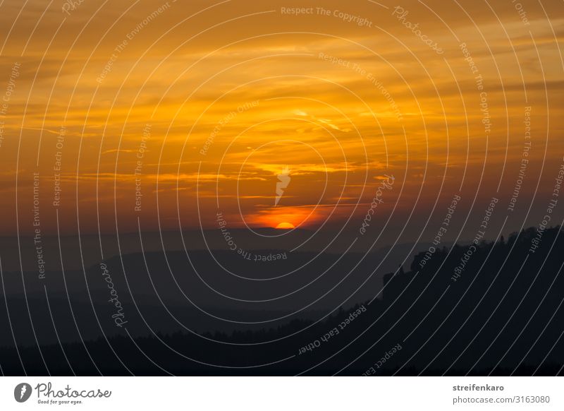 Elbsandsteingebirge, Blick vom Gohrisch auf den Sonnenuntergang überm Pfaffenstein Ferien & Urlaub & Reisen Ausflug Abenteuer Ferne Freiheit Berge u. Gebirge