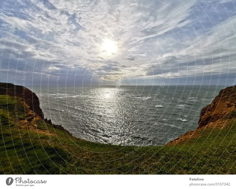 Helgoland Umwelt Natur Landschaft Pflanze Urelemente Erde Wasser Himmel Wolken Gras Felsen Berge u. Gebirge Wellen Küste Nordsee Meer Insel Ferne frei