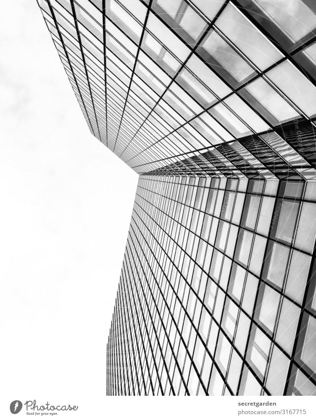 #minimalism#architecture#hamburg Himmel Wolkenloser Himmel Hamburg Hochhaus Bauwerk Gebäude Architektur Fassade Glas ästhetisch eckig groß hoch kalt modern neu