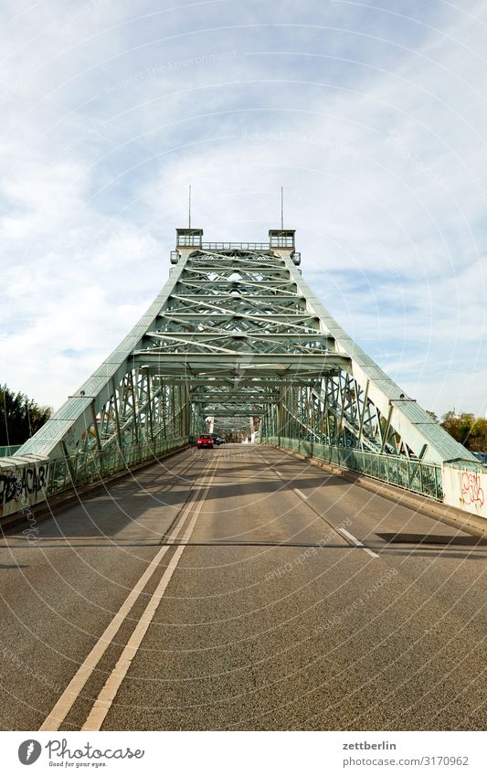 Blaues Wunder Altstadt Architektur Brücke Dresden Elbufer Elbe Hauptstadt Ferien & Urlaub & Reisen Reisefotografie Sachsen Stadt Städtereise Tourismus