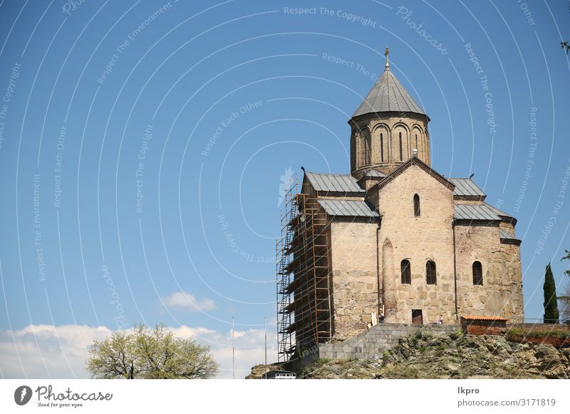 der Blick auf die Stadt und die alte Architektur Ferien & Urlaub & Reisen Tourismus Kultur Natur Landschaft Hügel Fluss Kirche Burg oder Schloss Brücke Gebäude