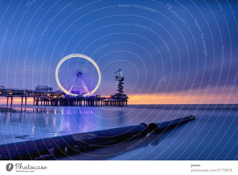 Pier SkyView am Strand von Scheveningen, DenHaag Den Haag Riesenrad Nordsee Langzeitbelichtung Städtereise Himmel Horizont Niederlande Stadt Skyline Leuchtturm