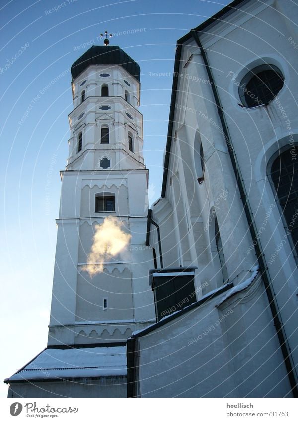 Winterimpression Glocke Allgäu Fenster Gotteshäuser Religion & Glaube Rauch Schnee Himmel Perspektive Turm Marktoberdorf