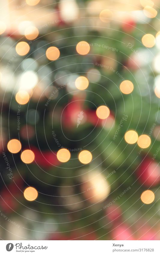 Weihnachten unscharf Weihnachten & Advent Baum gelb grün rot Weihnachtsbaum Licht leuchten Christbaumkugel festlich Stimmung Familienfeier Farbfoto