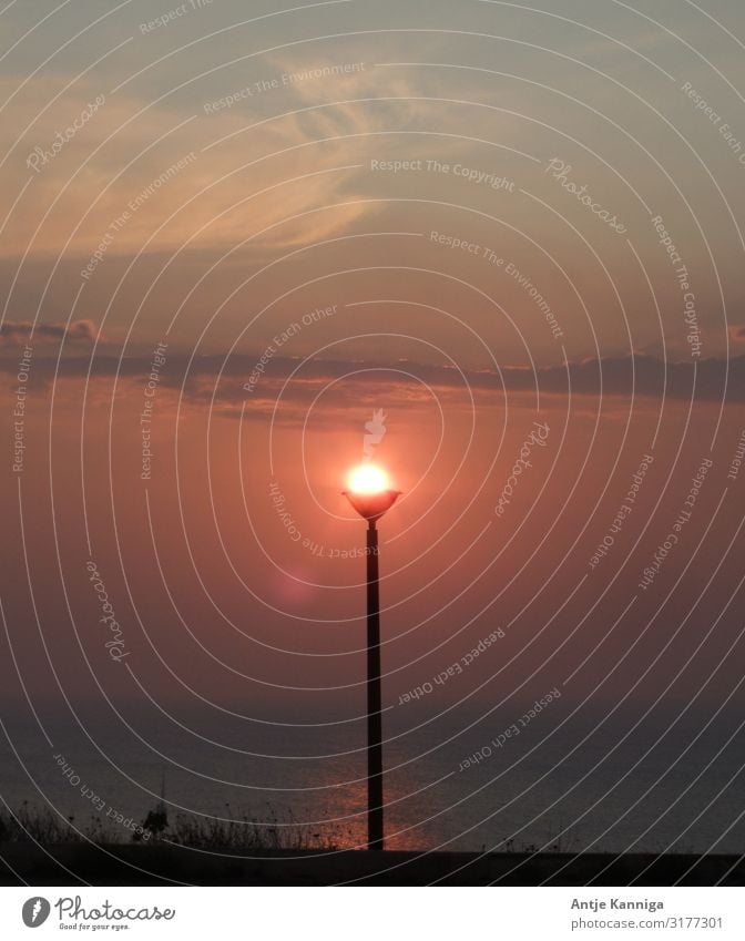 Sonne in Lampenschale Ferien & Urlaub & Reisen Sommerurlaub Sonnenenergie Wolken Sonnenaufgang Sonnenuntergang Küste Erholung träumen Wärme Stimmung Vertrauen