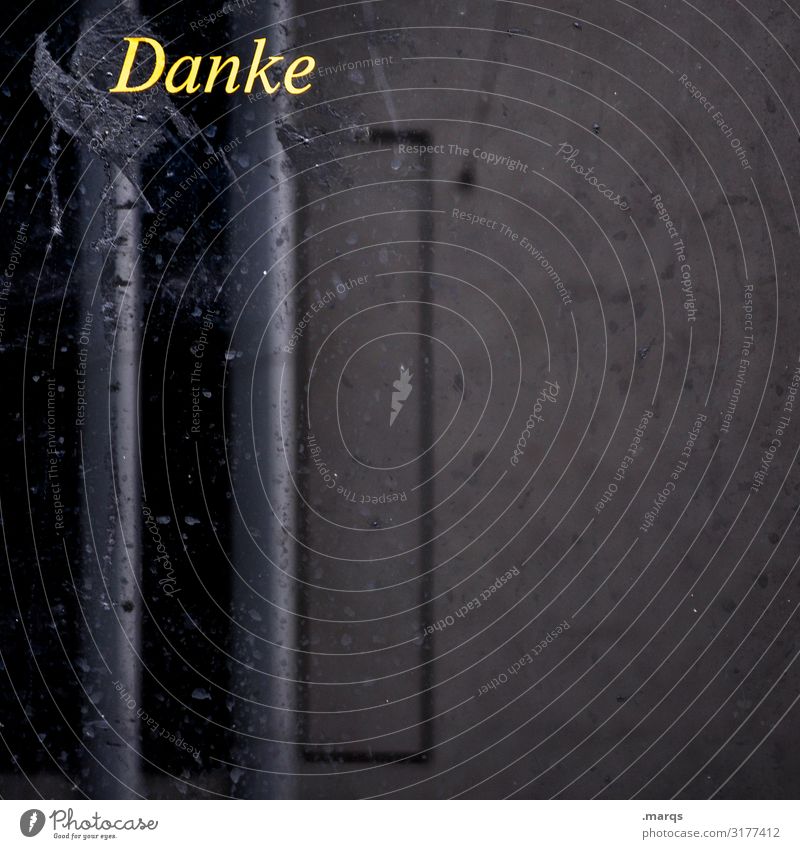 Danke Mauer Wand Schriftzeichen dreckig dunkel trashig gold schwarz dankbar Farbe Kommunizieren danke schön danken Farbfoto Außenaufnahme Nahaufnahme