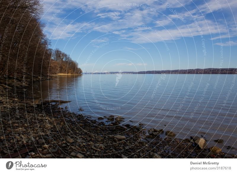 Palisaden am Hudson River entlang Umwelt Natur Landschaft Wasser Himmel Wolken Horizont Sommer Schönes Wetter Baum Park Fluss wandern Abenteuer