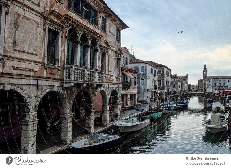 Altes Gebäude am Canal Vena, Chioggia Tourismus Sightseeing Städtereise Herbst Italien Europa Dorf Fischerdorf Kleinstadt Hafenstadt Stadtzentrum Altstadt Haus