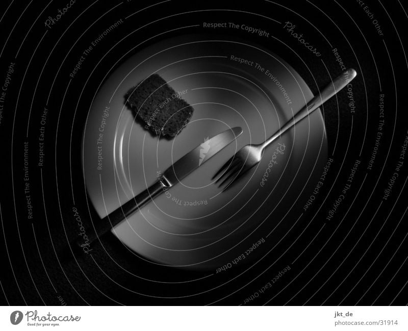 abendmahl 2 Teller Brot schwarz weiß Stillleben Dinge Messer babel