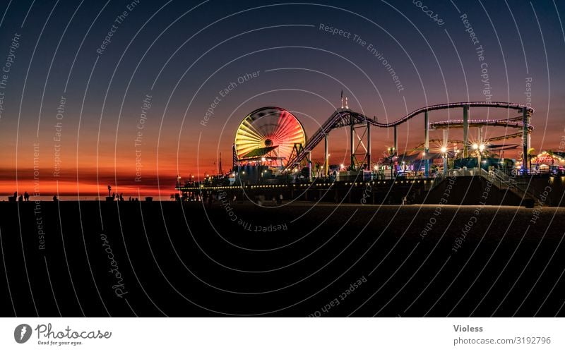 Santa Monica Pier II Pacific Park Kalifornien Anlegestelle USA Pacific Ocean Venice Los Angeles Wahrzeichen Route 66 Riesenrad Sonnenuntergang Achterbahn