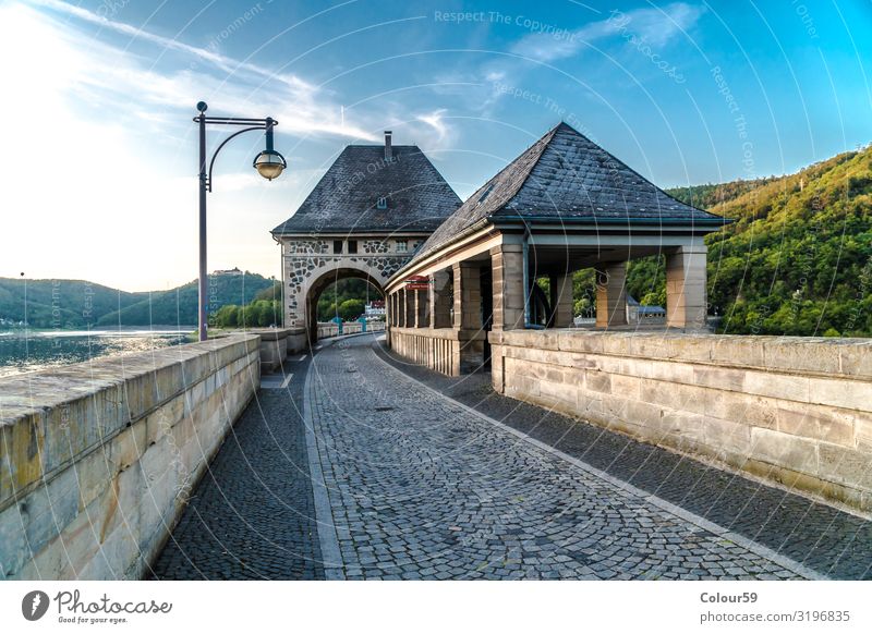 Turm Zimmer am Edersee Ferien & Urlaub & Reisen Tourismus Ausflug Städtereise Sommer Architektur Natur Park Menschenleer Brücke Sehenswürdigkeit Wahrzeichen