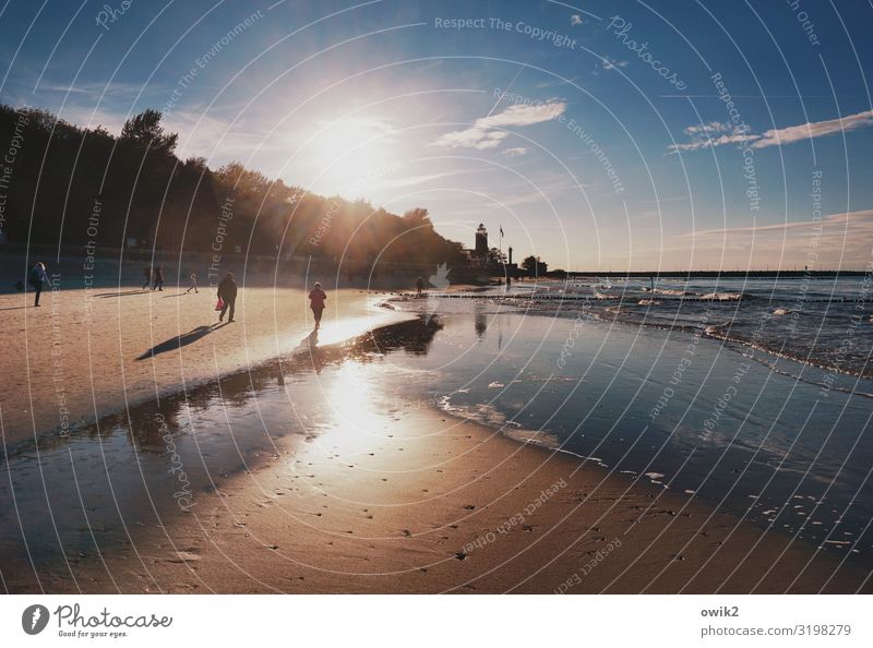 Strandgeflüster Freizeit & Hobby Ferien & Urlaub & Reisen Tourismus Sommerurlaub Sonnenbad Mensch Menschengruppe Umwelt Natur Landschaft Sand Wasser Himmel