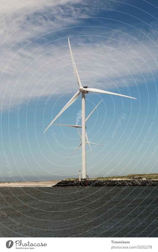 Windpark (1) Ferien & Urlaub & Reisen Energiewirtschaft Windkraftanlage Umwelt Natur Landschaft Urelemente Sand Luft Wasser Himmel Wolken Wetter Strand Nordsee