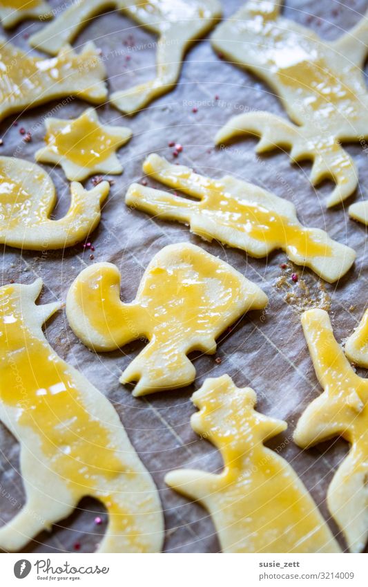 Weihnachtsbäckerei: Butterplätzchen Lebensmittel Teigwaren Backwaren Dessert Süßwaren Ernährung Kaffeetrinken Glück Essen Feste & Feiern Weihnachten & Advent