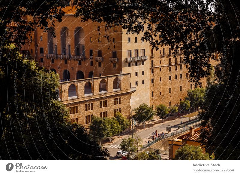 Kloster auf dem Berg Montserrat Architektur Einsiedler Meisterwerk Sant Joan Abtei traditionell Basilika Kathedrale mittelalterlich Denkmal Felsen Natur Stein