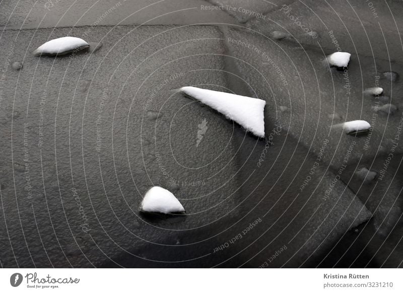 abstraktes eis Winter Schnee Natur Landschaft Klima Wetter Eis Frost Teich See eckig kalt Glatteis gefroren Muster Ecke eisstücke Gedeckte Farben Außenaufnahme