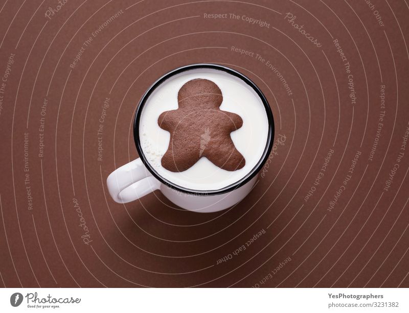 Lebkuchenmann in der Milchtüte. Milch und Kekse. Weihnachts-Bonbons Dessert Süßwaren Essen trinken Heißgetränk Tasse Becher Freude Winter Weihnachten & Advent