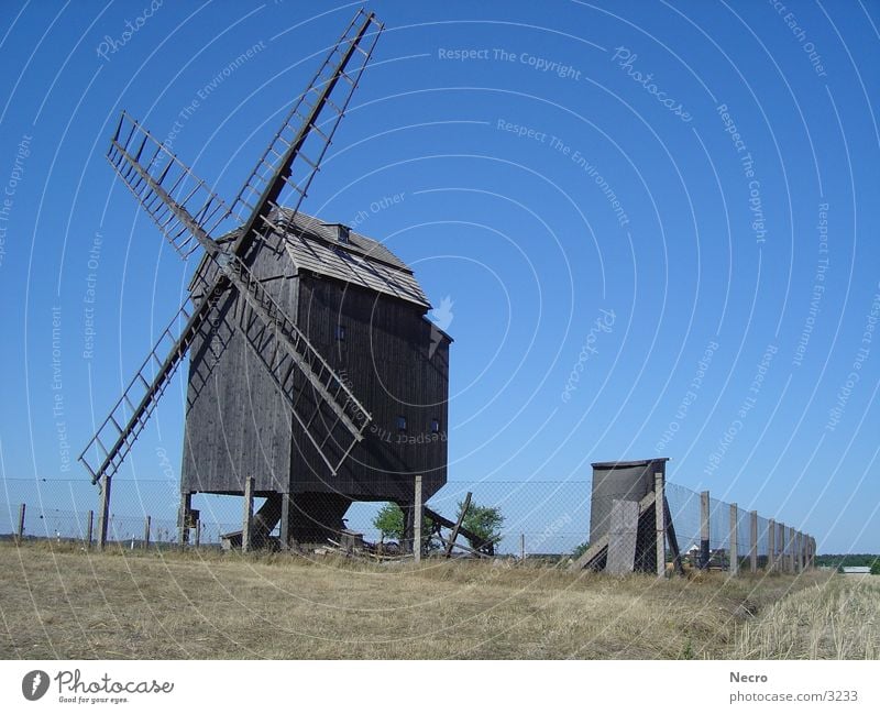 Windmühle 1 Mühle Sommer Zaun Himmel Sonne