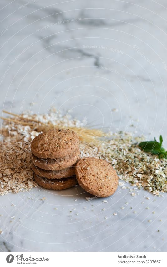 Nahaufnahme einiger köstlicher Kekse lecker Diät Essen Lebensmittel frisch roh süß Gesundheit Cookies kein Zucker Vegetarier organisch Snack Zutaten