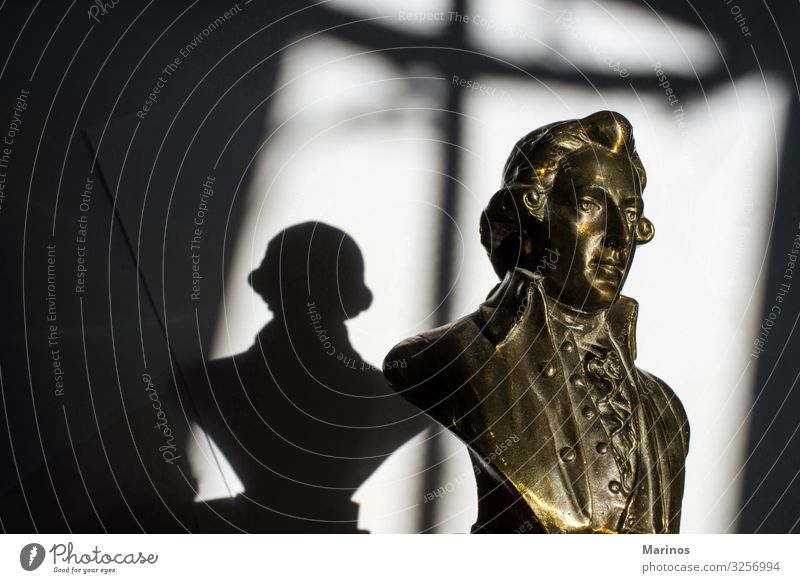 Wolfgang Amadeus Mozart Musik Erwachsenenbildung Studium Kunst Kultur Konzert Musiker Metall historisch Statue amadeus Berlin Klassik Bildhauerei wolfgang