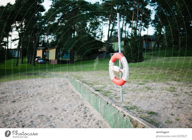 Rettungsring am Strand Gesundheit Wellness Leben ruhig Schwimmen & Baden Ferien & Urlaub & Reisen Freiheit Sommer Sommerurlaub Wassersport Segeln DLRG