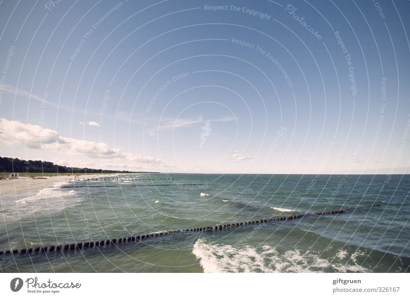 blue Umwelt Natur Landschaft Urelemente Sand Wasser Himmel Horizont Schönes Wetter Wellen Küste Strand Ostsee Meer Lebensfreude Uferbefestigung Buhne Wellengang