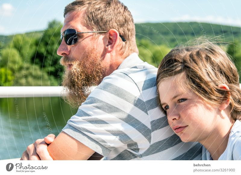 weitsichtig | gemeinsam in die gleiche richtung Kind Junge Mann Erwachsene Eltern Vater Familie & Verwandtschaft Kindheit Körper Haut Kopf Haare & Frisuren