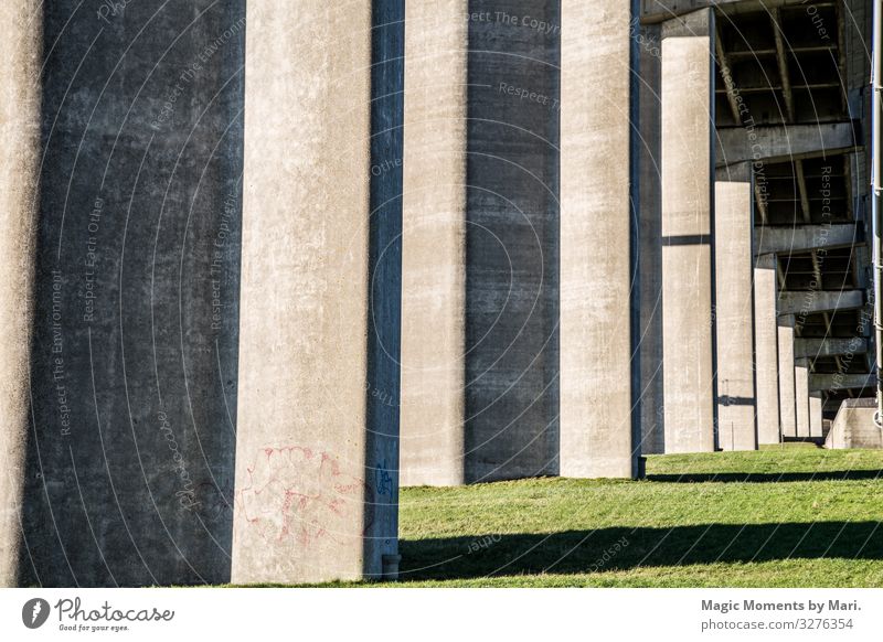 Die Neue Kleiner-Belt-Brücke in Dänemark ästhetisch Brückenkonstruktion Beton Design modern abschließen Farbfoto