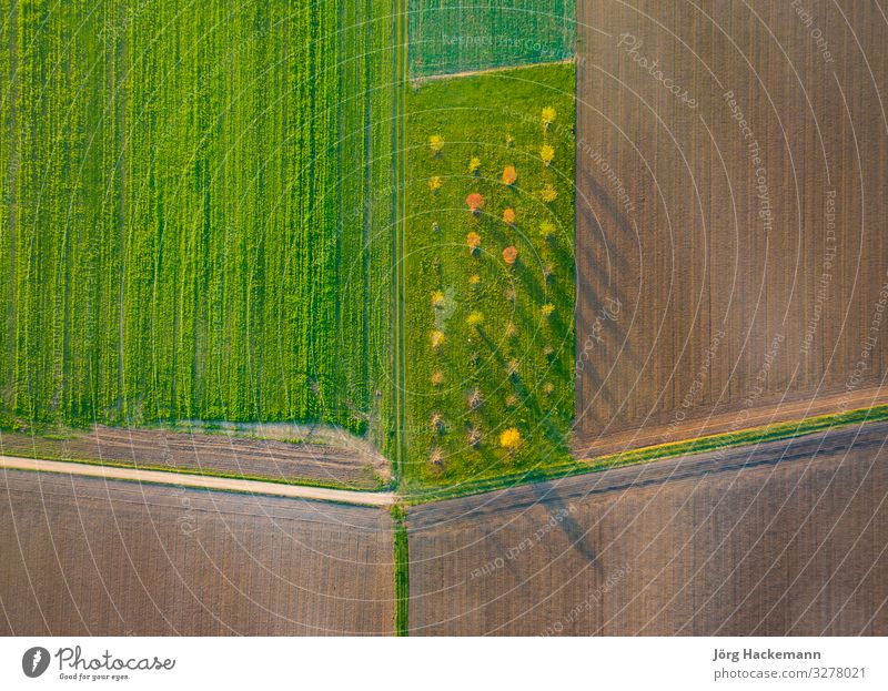 aerial of rural landscape with acre Meditation Natur Stimmung Akko afternoon agriculture autumn Hintergrundbild balloon clear Europa Fantasygeschichte farm