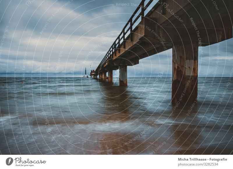 Seebrücke Zinnowitz bei Wind und Wellen Ferien & Urlaub & Reisen Tourismus Natur Landschaft Wasser Himmel Wolken Wetter Ostsee Deutschland Brücke Architektur