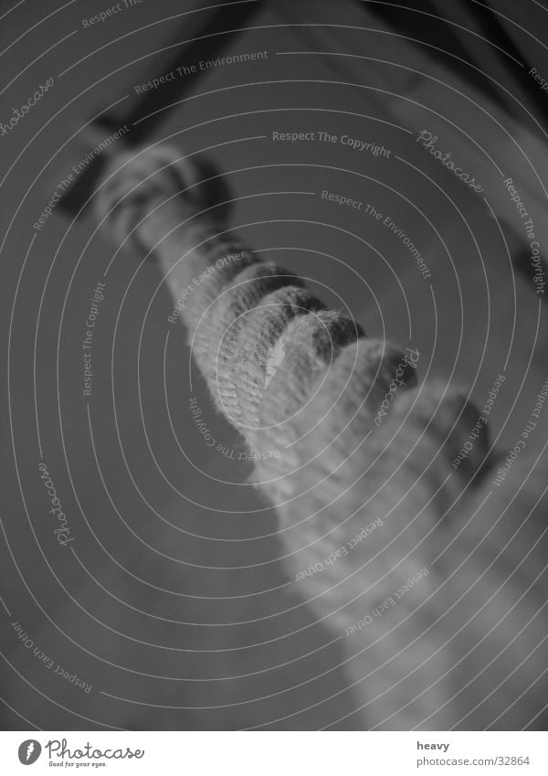 Der Strick Seil hängen Galgen obskur Schwarzweißfoto