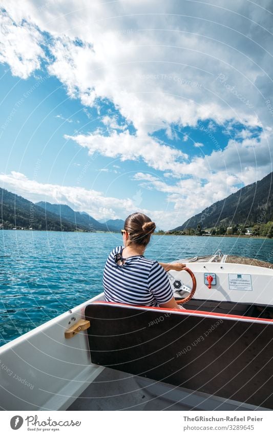 Kapitän Natur blau schwarz silber türkis Wolken Wasserfahrzeug lenken See Ferien & Urlaub & Reisen Erholung Schwimmen & Baden Schifffahrt Farbfoto Außenaufnahme