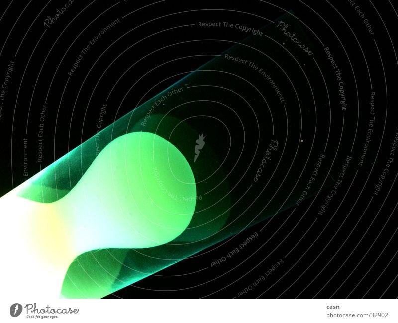 rosa dreieck Lavalampe grün Licht obskur Nahaufnahme Tränen