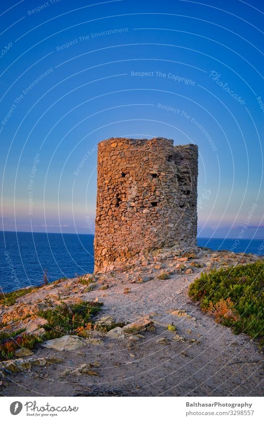 Ruine am Meer Ferien & Urlaub & Reisen Tourismus Sommer Sommerurlaub Sonne Insel Architektur Umwelt Natur Landschaft Sand Wasser Himmel Horizont Schönes Wetter