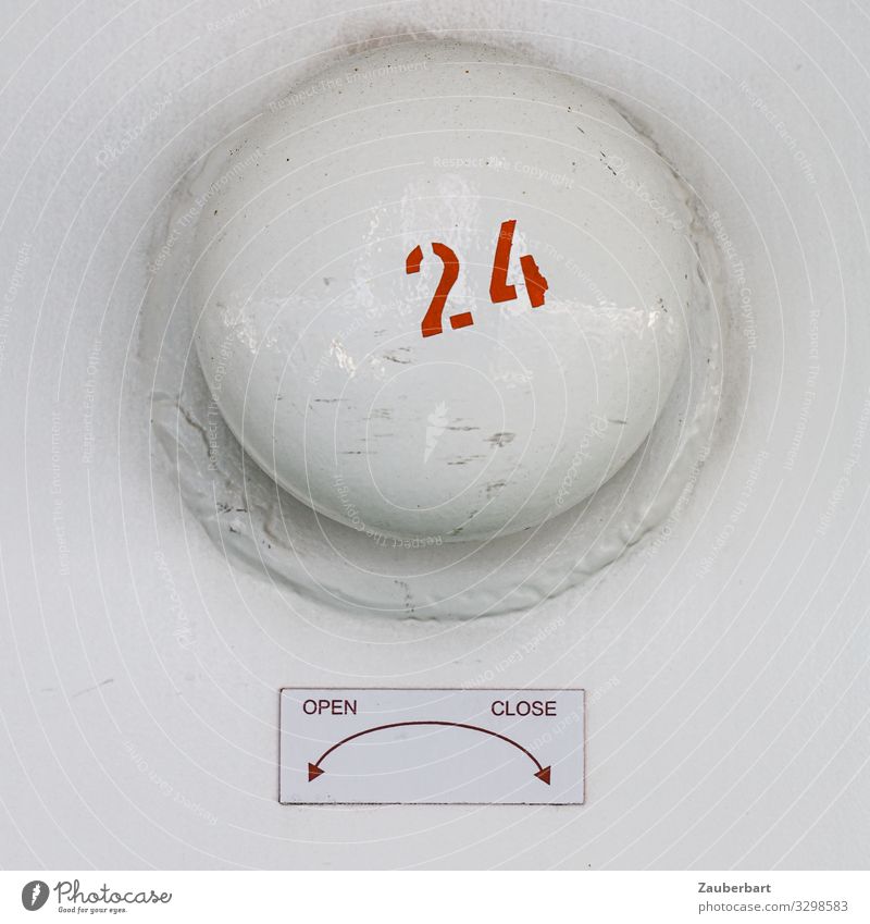 Open - close - 24 Schalter Technik & Technologie Industrie Schifffahrt Ventil Metall drehen einfach rund rot weiß Ausdauer Ordnungsliebe Genauigkeit Sicherheit