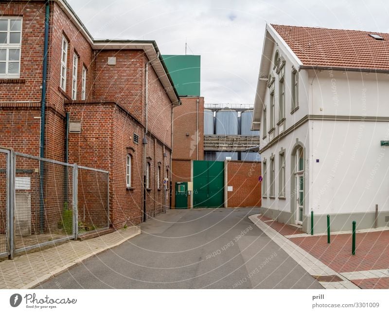 Jever in East Frisia Haus Kultur Wolken Stadt Tor Bauwerk Gebäude Architektur Fassade Straße Wege & Pfade Tradition Landkreis Friesland Ostfriesland