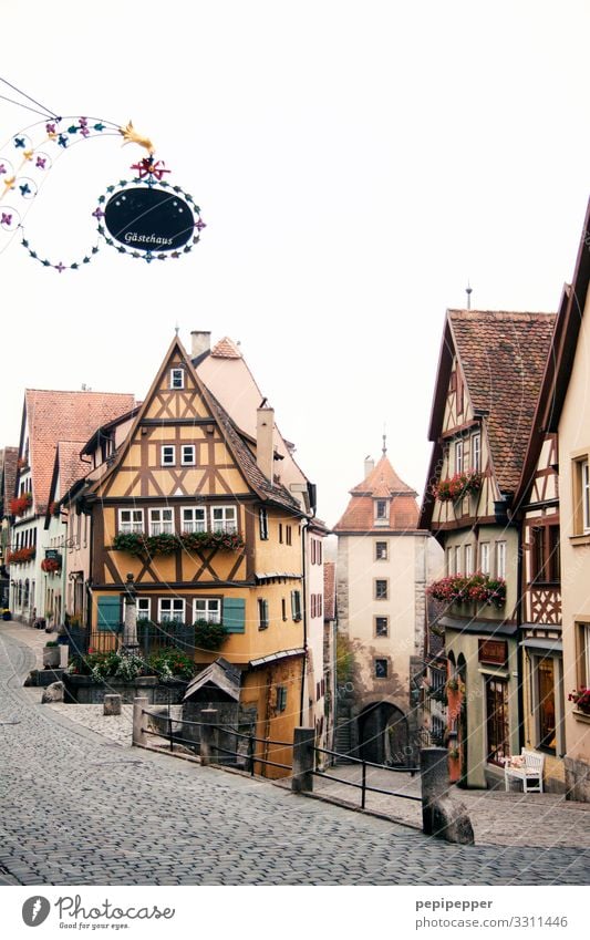 Rothenburg ob der Tauber Ferien & Urlaub & Reisen Tourismus Städtereise Häusliches Leben Wohnung Haus Kleinstadt Stadtzentrum Altstadt Burg oder Schloss Bauwerk