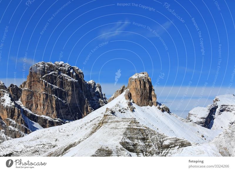 Drei Zinnen Umrundung Tourismus Ausflug Sommer Sonne Winter Berge u. Gebirge Natur Landschaft Wolken Schönes Wetter Baum Wald Sehenswürdigkeit Wahrzeichen hoch