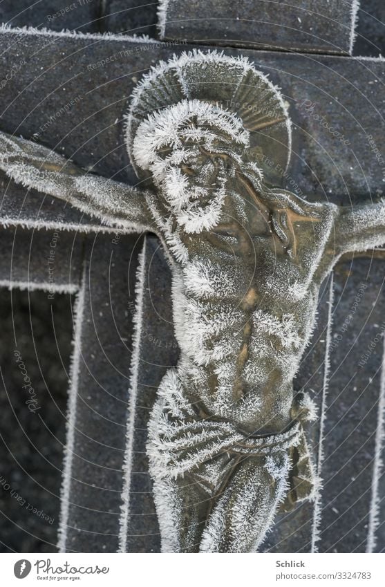 Schmerz Zeichen Kreuz Jesus Christus braun schwarz weiß Tapferkeit Güte Opferbereitschaft Religion & Glaube Christentum Katholizismus Raureif kalt Winter Eis