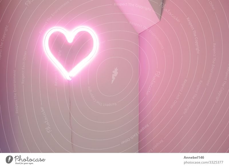 Pink-Heart-Neonleuchte an der Wand in einem modernen Interieur Tapete Feste & Feiern Hochzeit Paar Beton Herz Liebe hell rosa rot weiß Hintergrund altehrwürdig