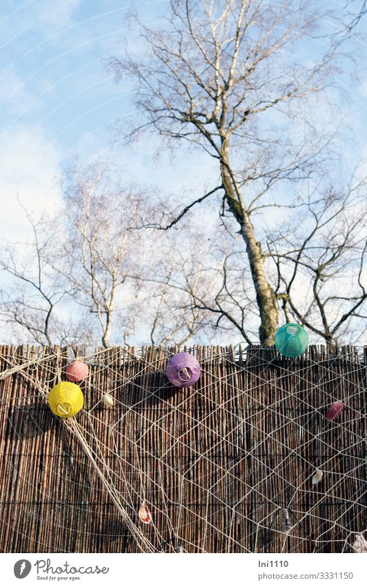 elektrische Lampionkette mit Fischernetz zur abendlichen Beleuchtung im Biergarten Freude Freizeit & Hobby Ferien & Urlaub & Reisen Tourismus Ausflug Party