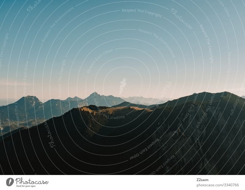 Schliersee vom Brecherspitz aus gesehen brecherspitze spitzing wandern panoroma berge natur bayern alpen gebirge Aussicht landschaftsfoto warm herbst sonne