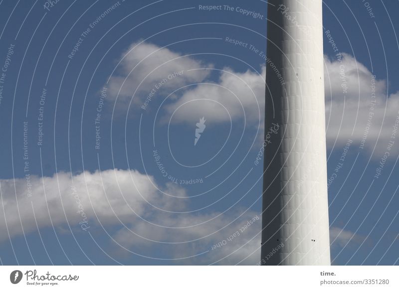 Himmelfahrten | Raumteiler turm schornstein blau Wolken wind verweht Verwehung linie streifen hoch oben luft sonnenlicht schatten industrie