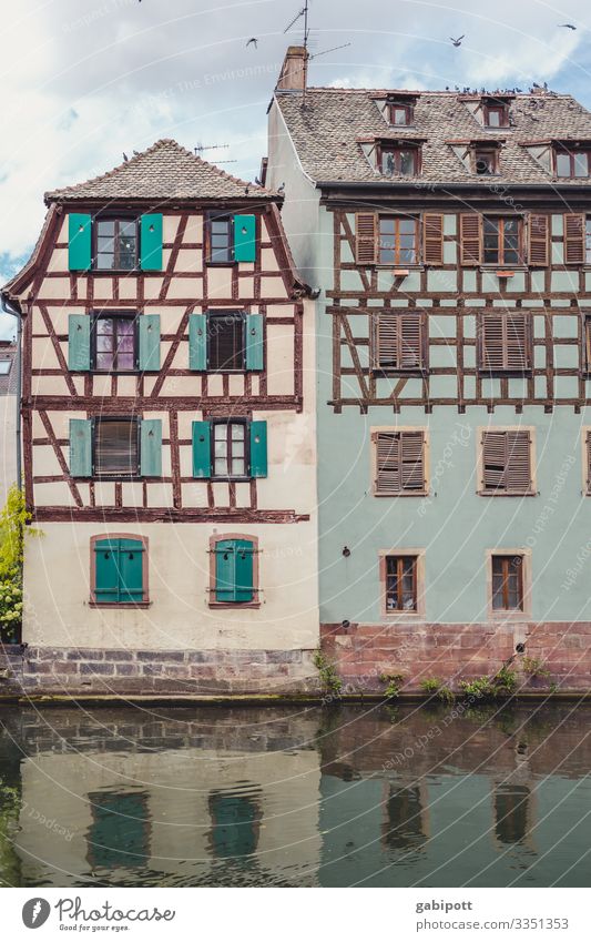 Städtetrip Strasbourg 5/5 Ferien & Urlaub & Reisen Tourismus Städtereise Straßburg Frankreich Europa Stadtzentrum Altstadt Haus Fassade Fenster alt