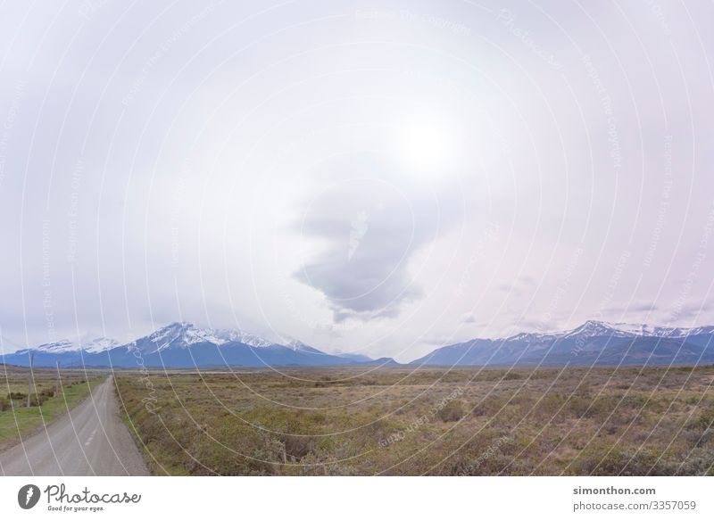 Road Natur Landschaft Himmel Wolken Berge u. Gebirge Gipfel Schneebedeckte Gipfel Gletscher Verkehrswege Fahrradfahren Straße Wege & Pfade Abenteuer wegfahren