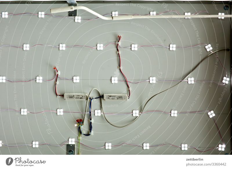 Außenwerbung Leuchtkasten Leuchtkraft Werbung Werbebranche Ausstrahlung Reparatur Neonlicht led-licht led-zelle Kabel Elektronik Elektrizität Licht Stromkreis