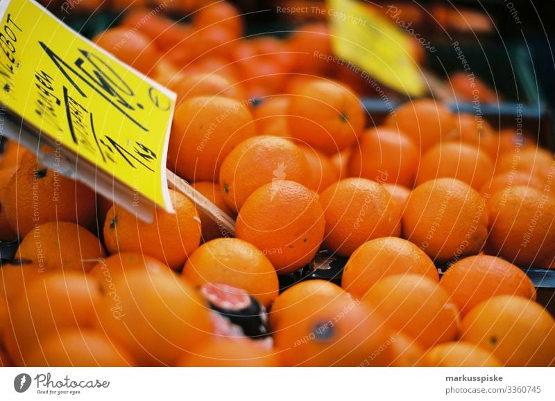 Frischgemüse auf dem Bauernmarkt analoge Fotografie 35mm Filmfotografie Filmscan Scan Leica R7 bayerisch frisch Biografie lokal Gemüse Vegetarische Ernährung